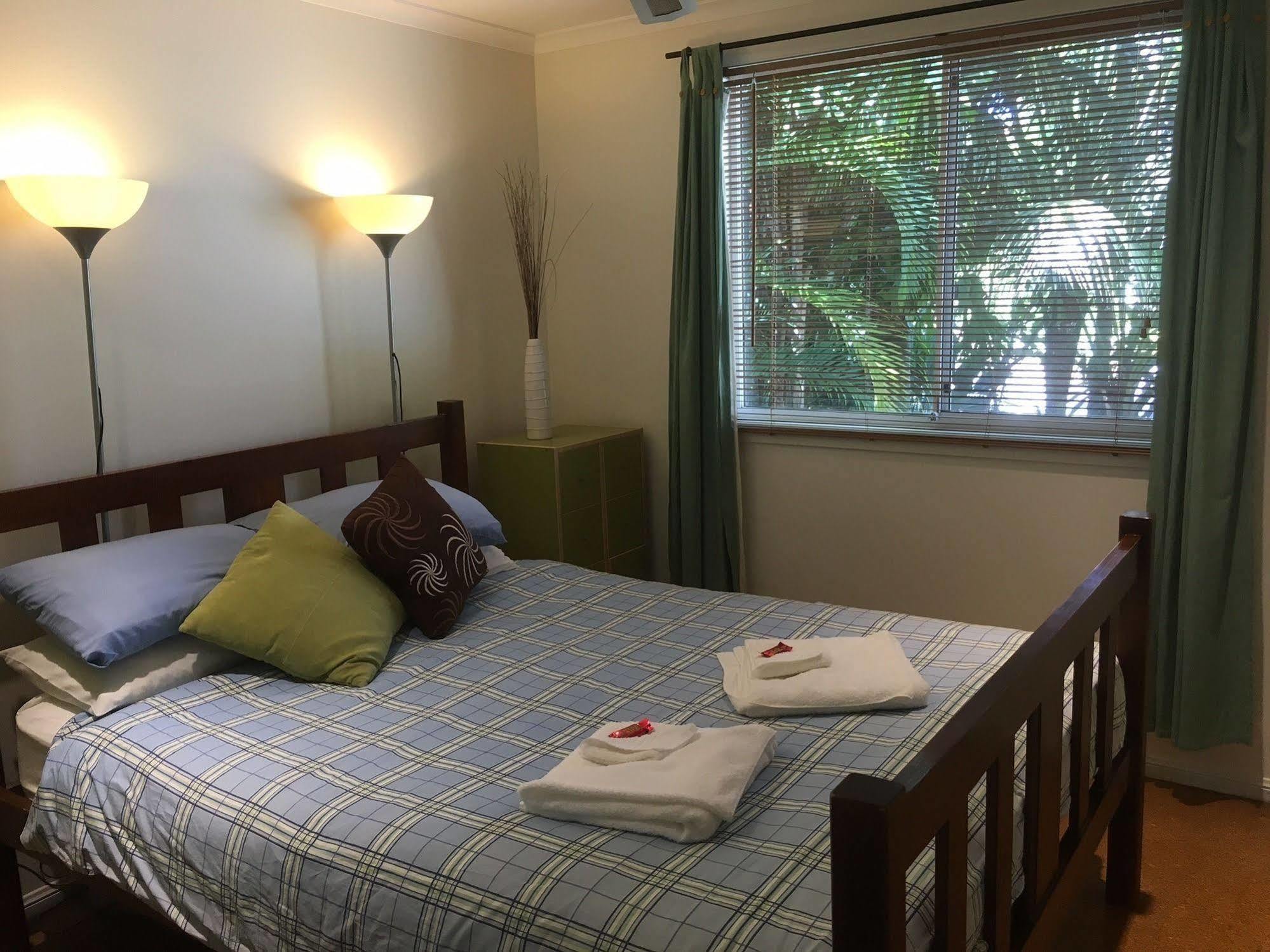Safety Beach Bungalows Woolgoolga Bagian luar foto