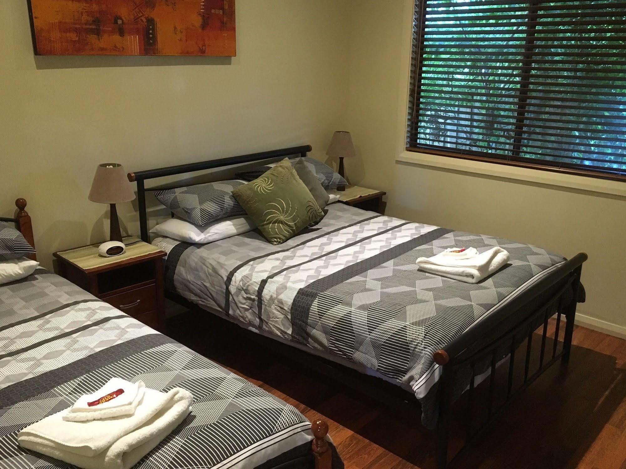 Safety Beach Bungalows Woolgoolga Bagian luar foto